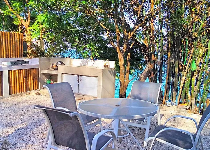 La Bella House Boljoon