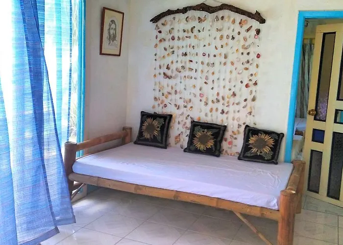 Gasthuis La Bella House Boljoon